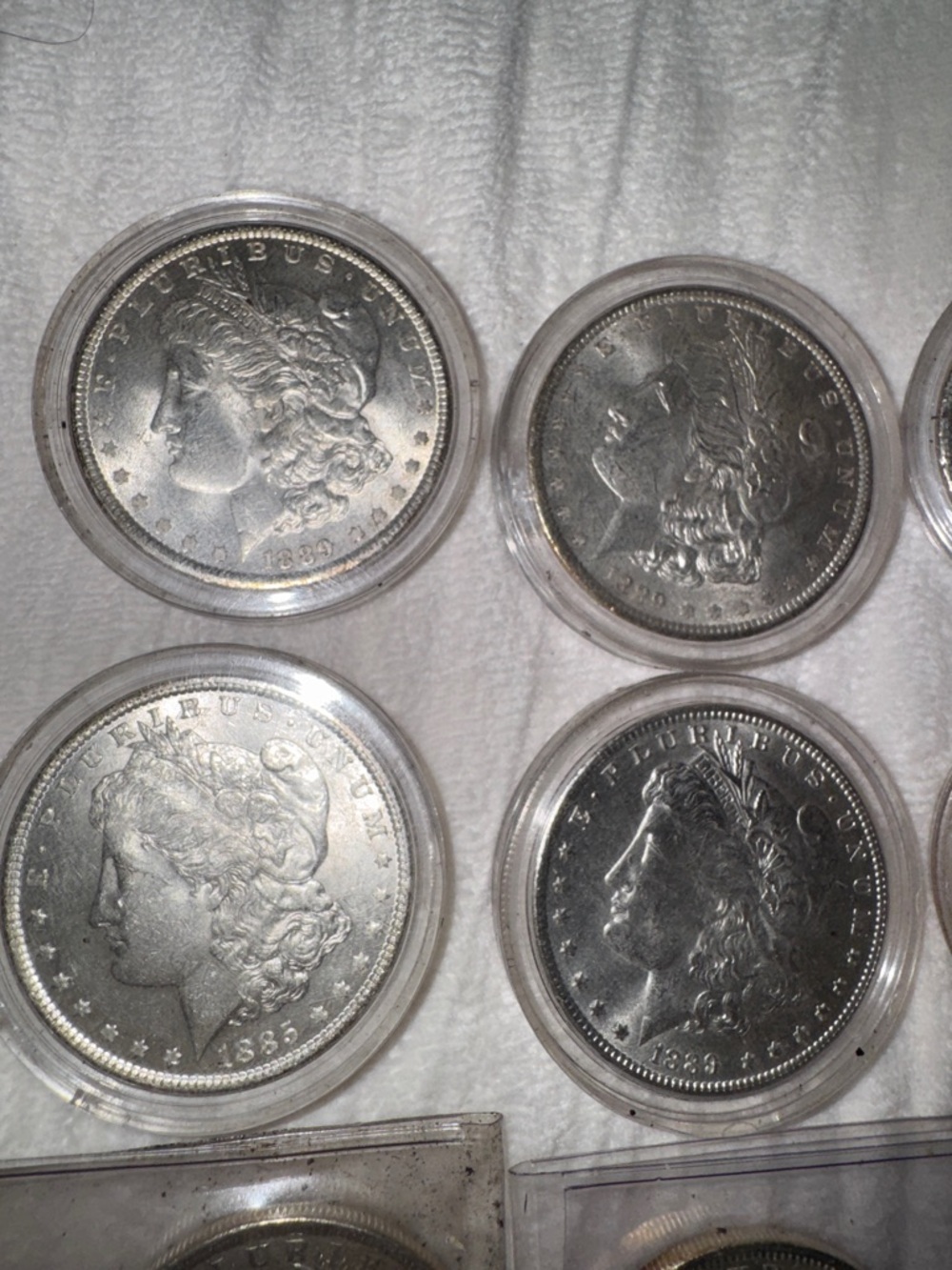 Mixed Silver Morgan & Walking Liberty Coin Lot - Silver Tones - Picture 3 of 6